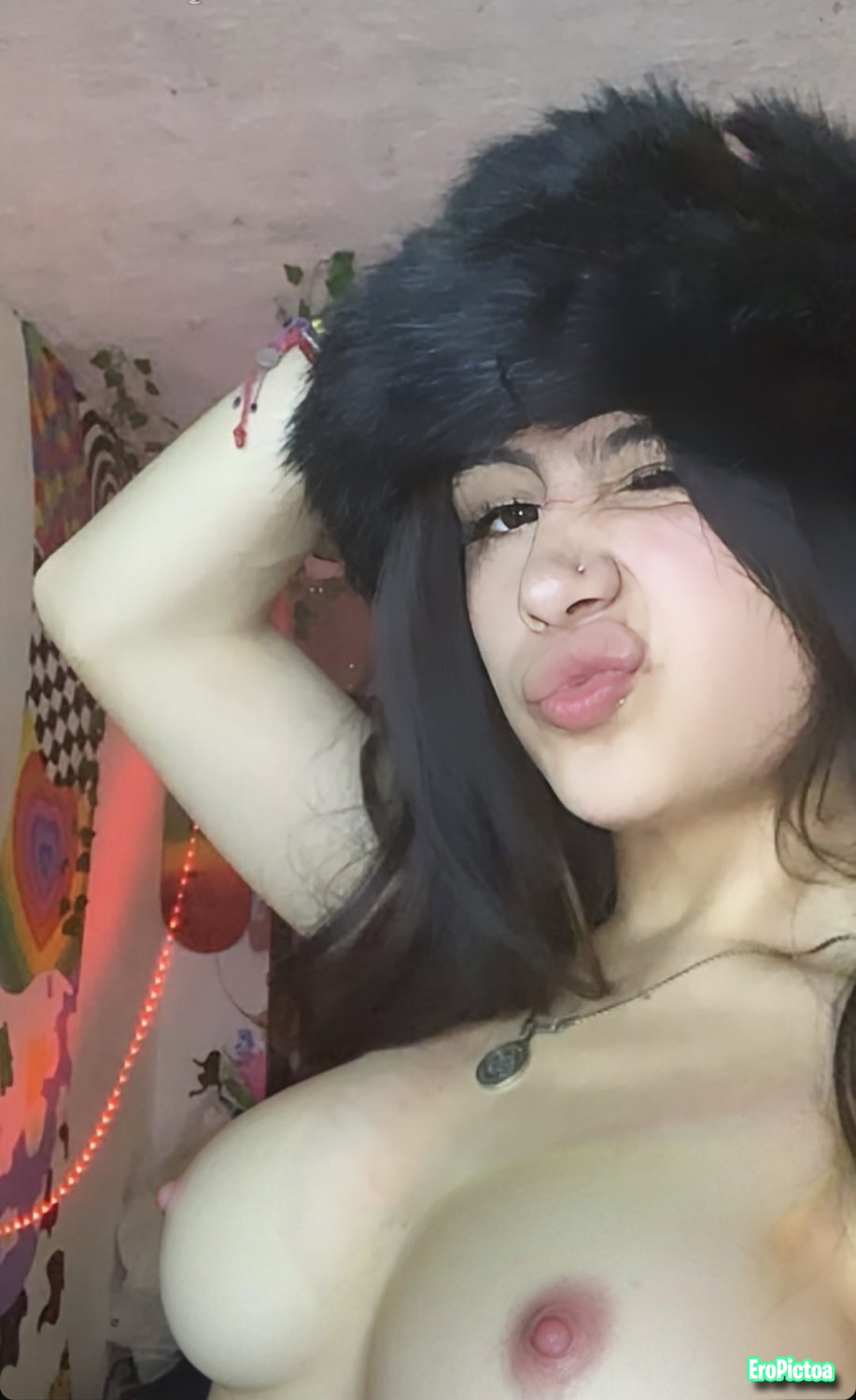 Friend ai nude photo featuring latina - Part 5