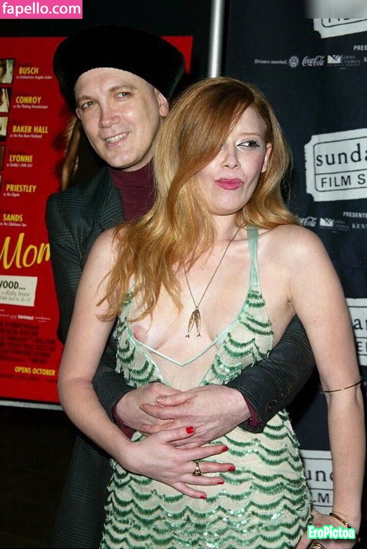 Celeb oops - slip - nipple slip photo - Part 22