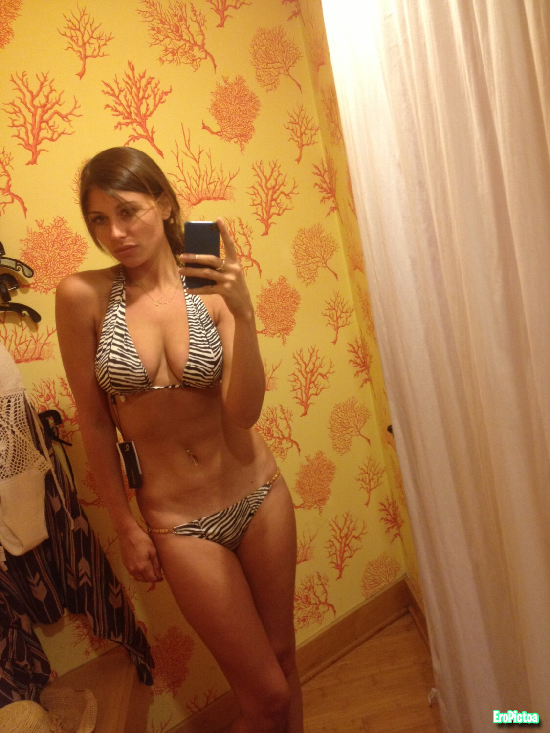 Aly Michalka Nude Gallery Celeb photo - Part 7