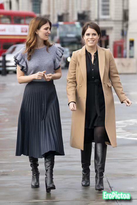 Misc Celebs - FMBs photo - Part 30