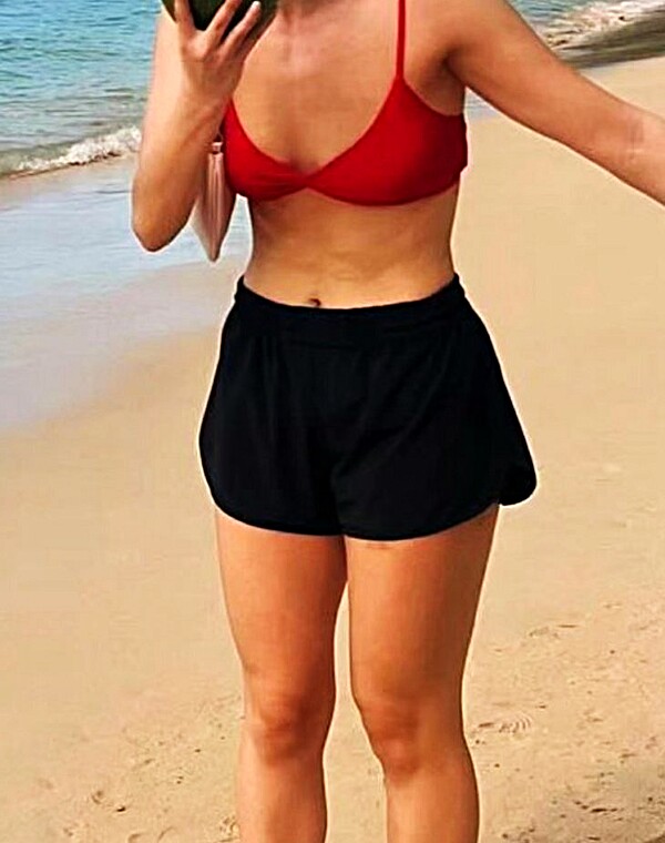Thumbnail for Celeb Bikinis