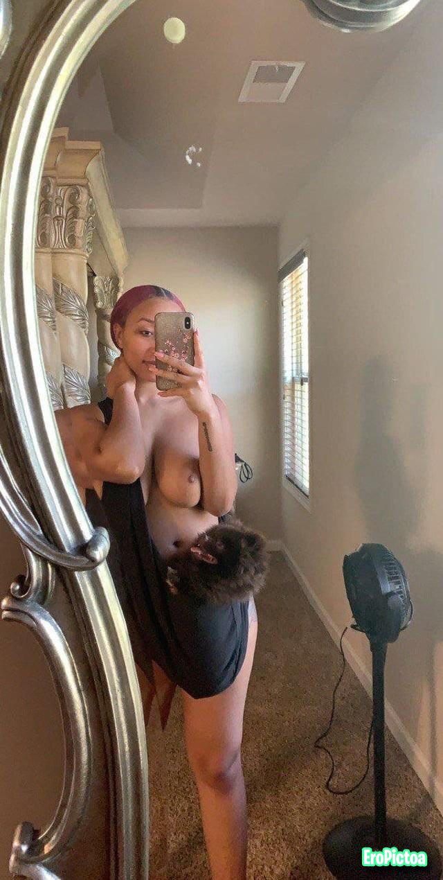 T.I. Stepdaughter Ž0ññïQúë photo featuring bust a nut - Part 24
