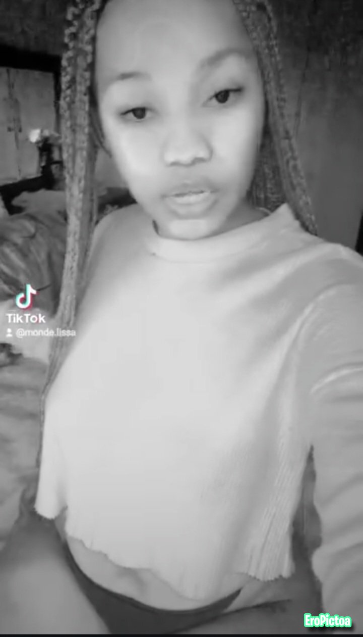 TikTok baddie babecock photo featuring Twerk babecock