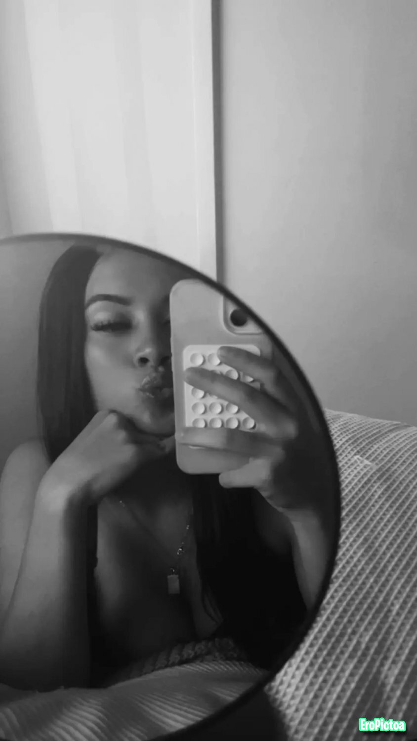 Tiktok Chicks💦 photo - Part 20