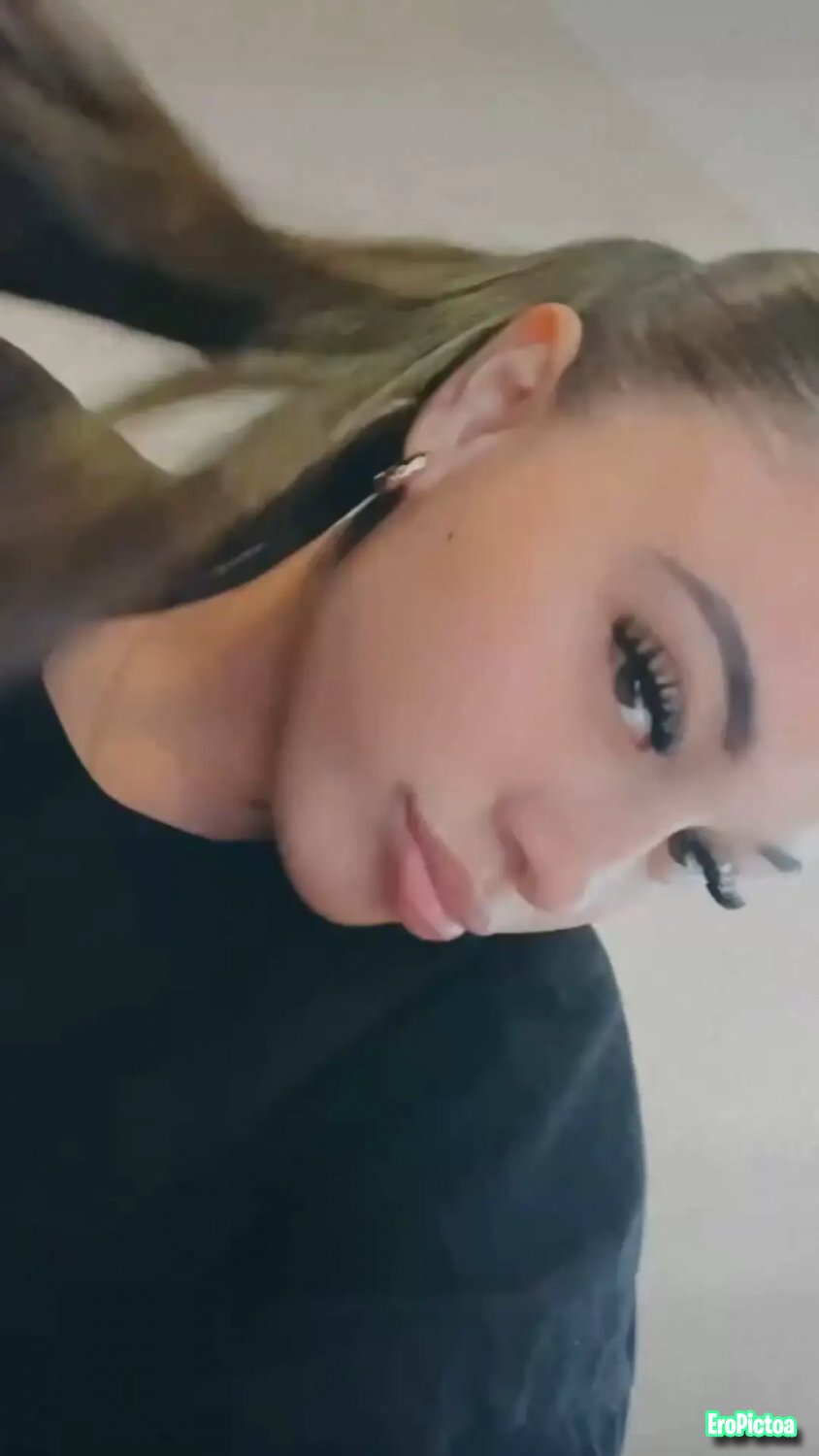 Tiktok Chicks💦 photo - Part 27