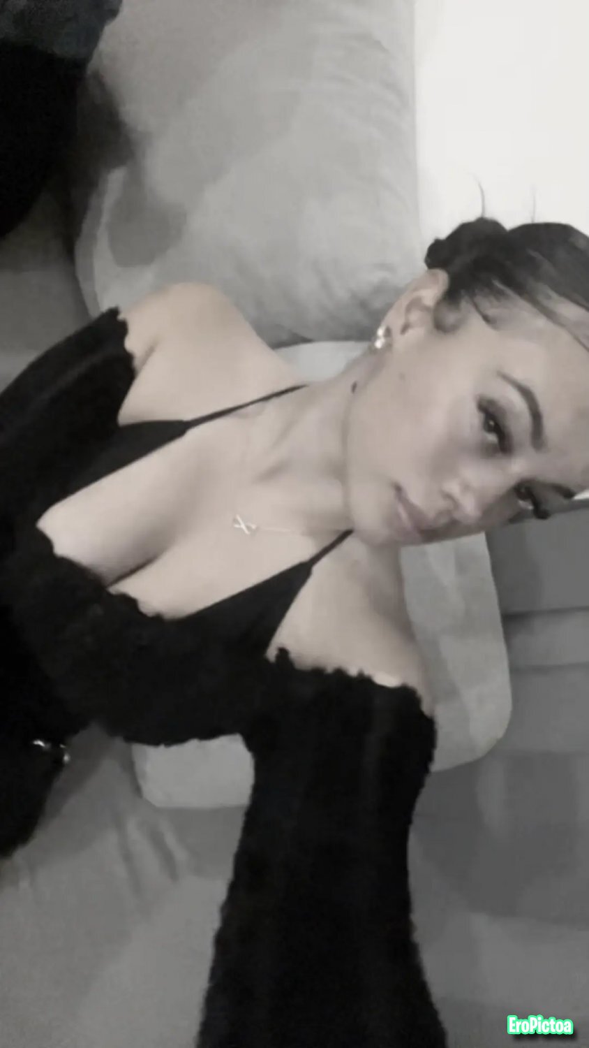 Tiktok Chicks💦 photo - Part 28
