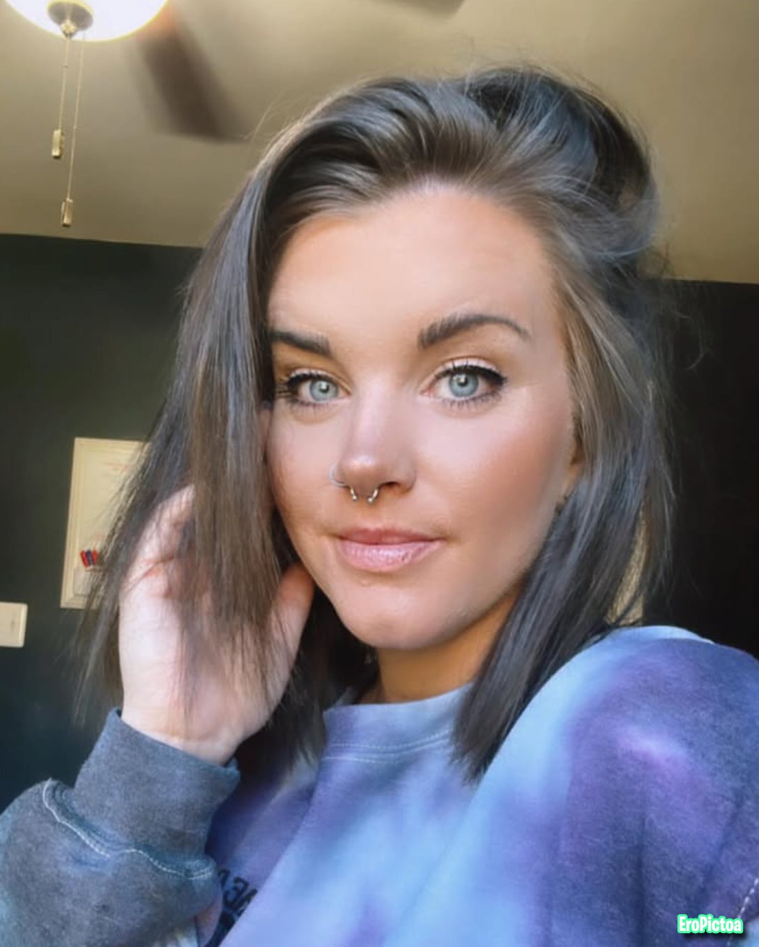 Milf tiktoker photo