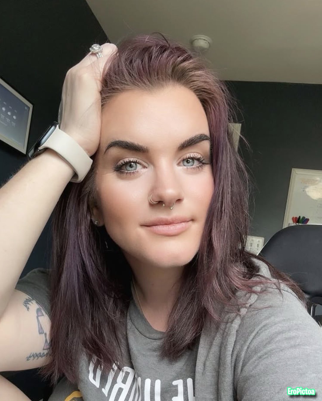 Milf tiktoker photo