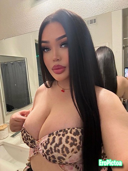 Thick Latina bop photo featuring Backshots - Part 24