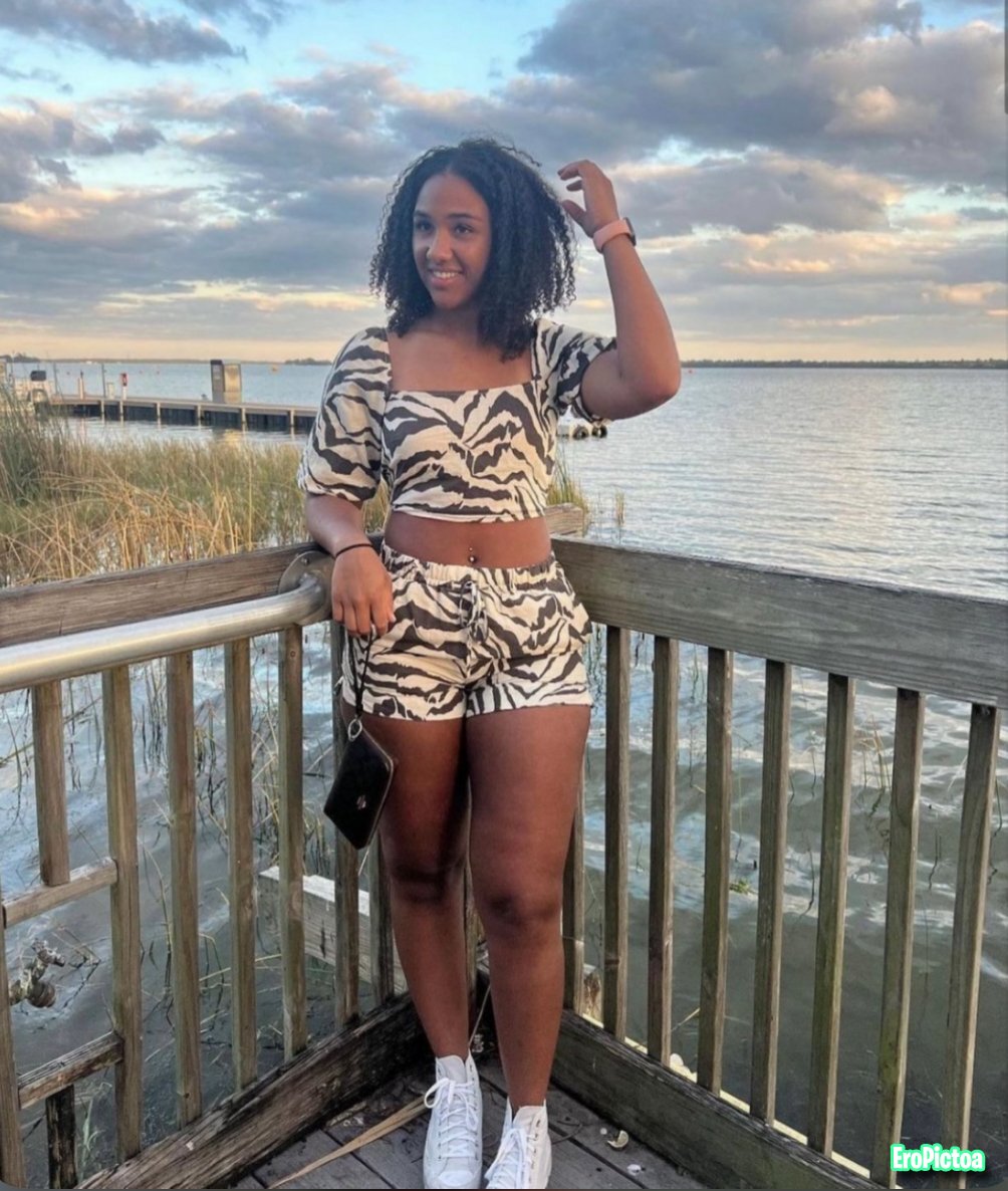LD with her fine ass photo featuring petite - Part 16