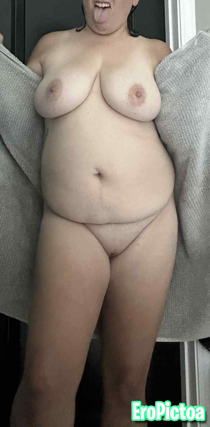 Random tits: Titty Tuesday edition photo featuring boobs - Part 57