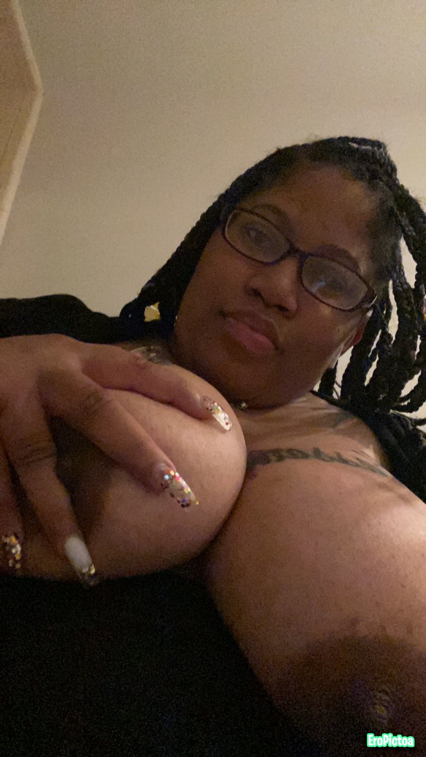 NastyPooh! photo featuring hoe - Part 35