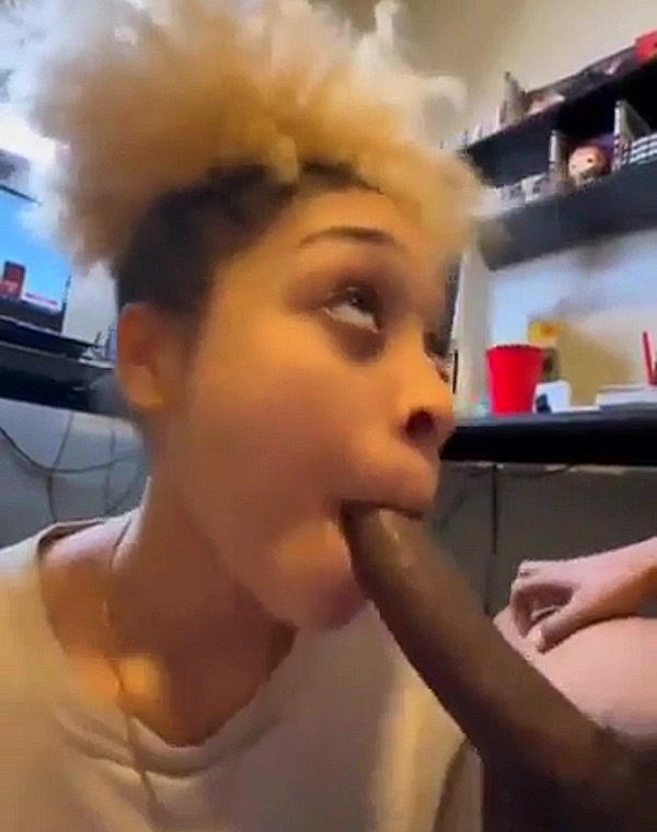 Thumbnail for look at her, she wanna suck it