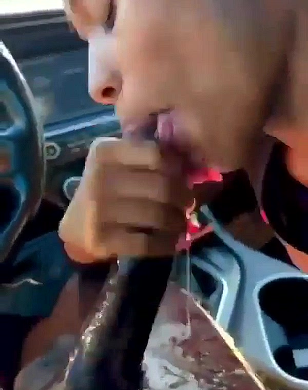 Thumbnail for Who gave the best throat