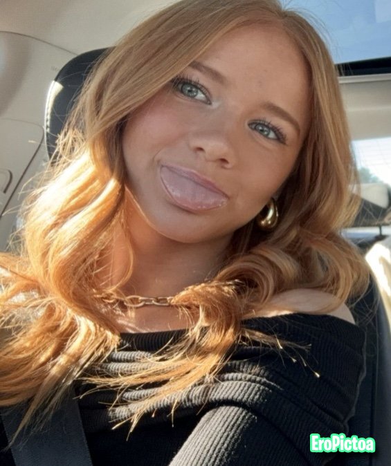 Another perfect IRL ginger goddess photo featuring princess