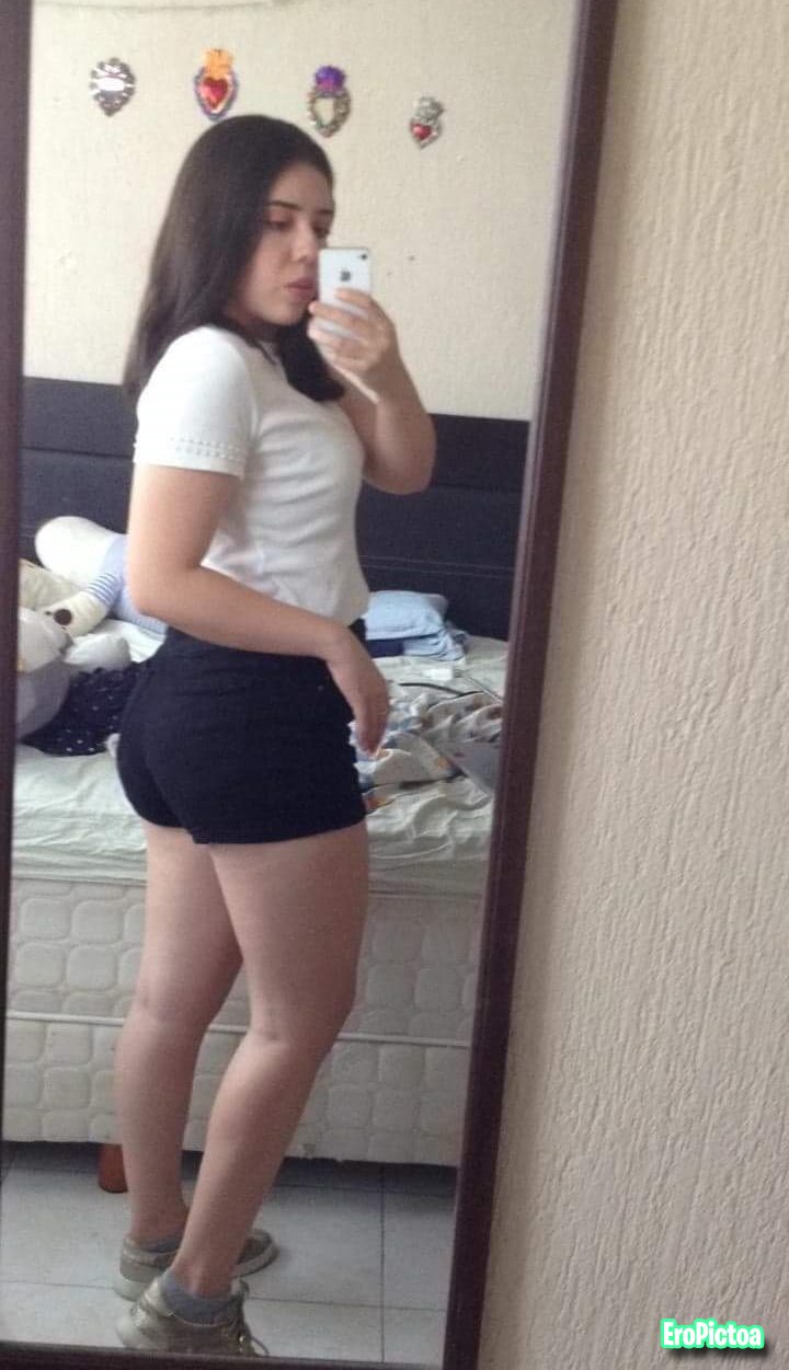 she got leaked photo featuring gf