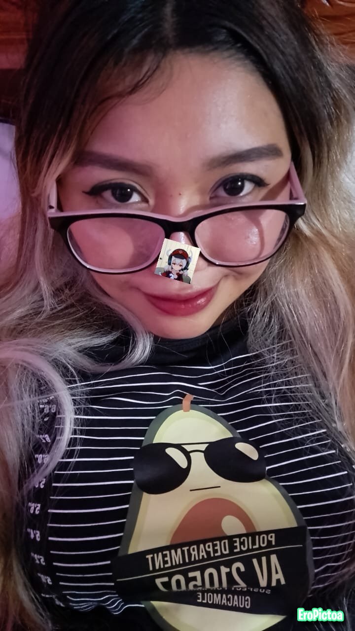 leaked whore photo - Part 2