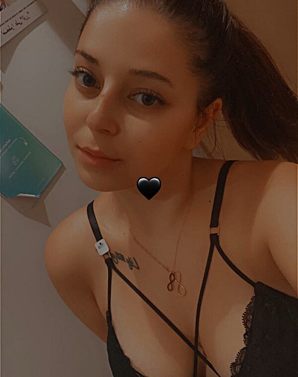 Thumbnail for hot turkish slut snapchat leaks