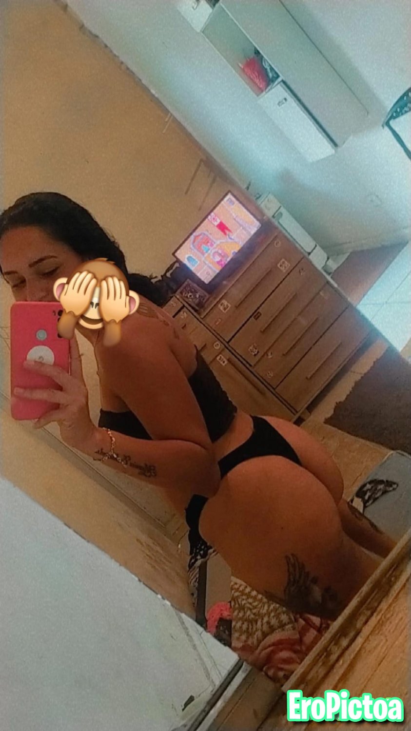 Corninho vazou a putinha photo featuring vadia - Part 14