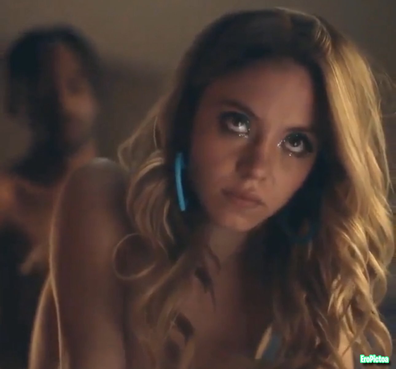 sydney sweeney photo featuring Famosa - Part 32