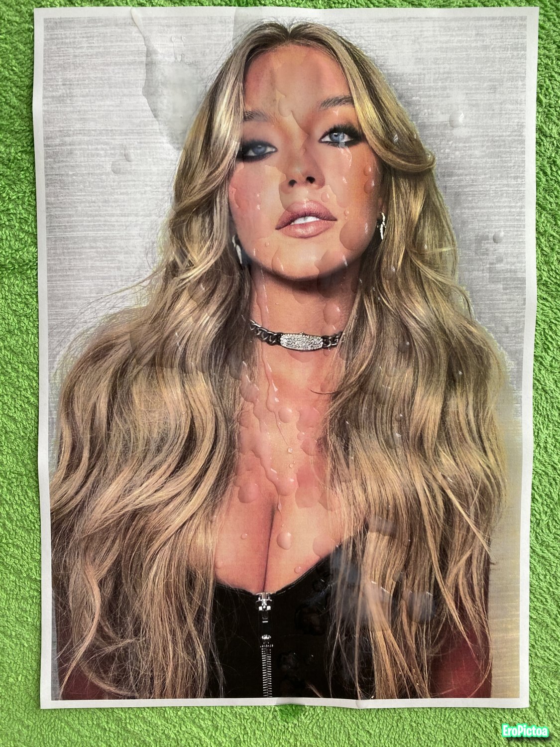 Sydney Sweeney cumtribute photo featuring model - Part 8