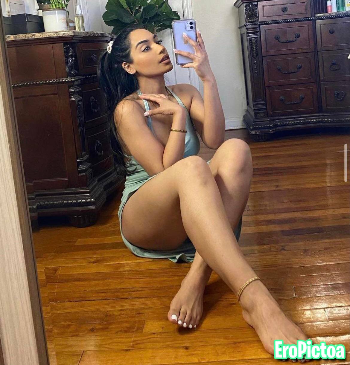 Indian Feet photo featuring Indian Feet - Part 2