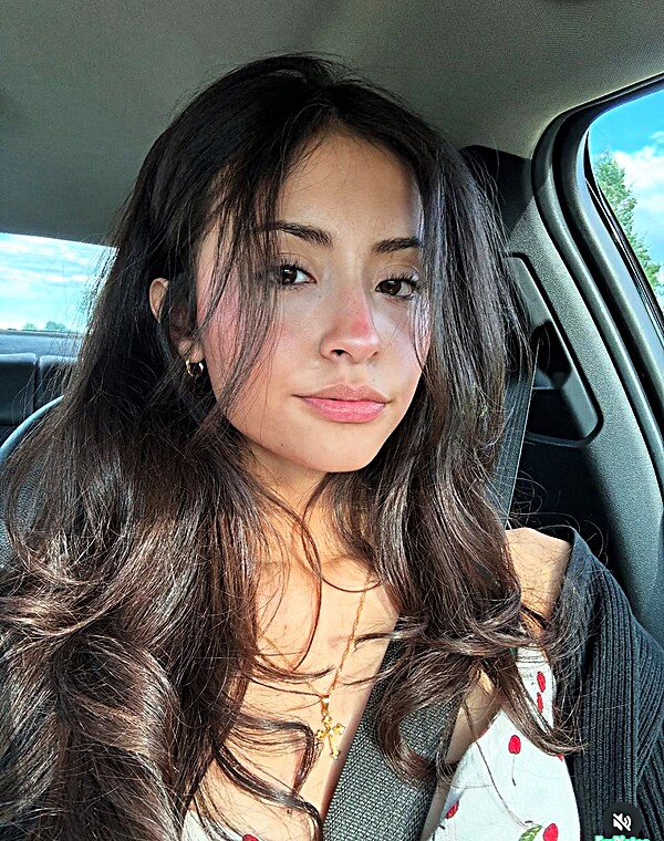 Thumbnail for Latina tiktoker cum trib #2
