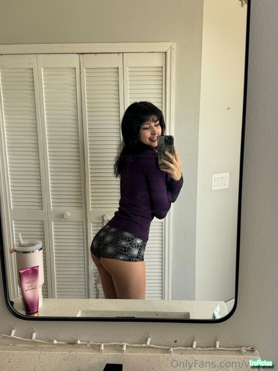hot tiktoker photo featuring skinny