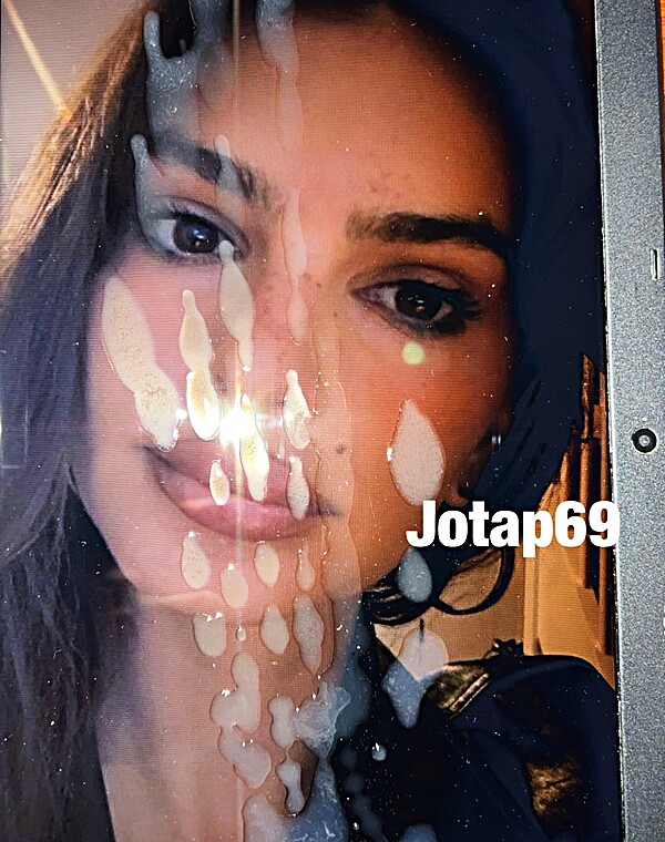 Thumbnail for Emily Ratajkowski Cum Tribute