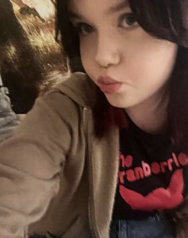 Thumbnail for Beth 18 exposed and tributes