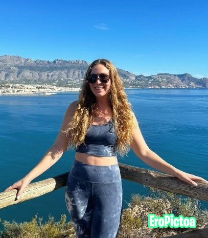 Beautiful blonde cum tribute photo featuring Blonde - Part 10