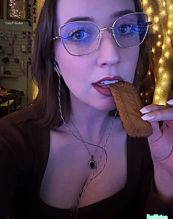 Thumbnail for Chrissy Asmr Cum Tribute 10