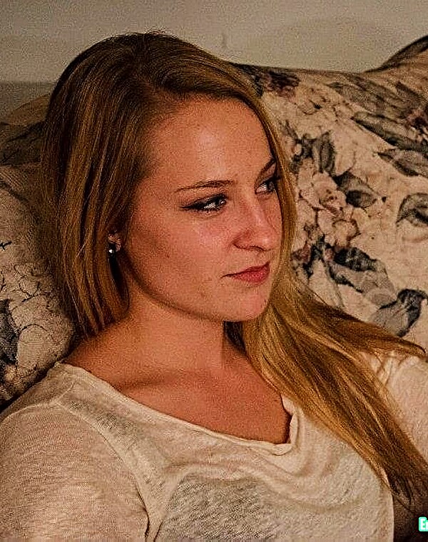 Thumbnail for Sexy blonde slut with tasty nips exposed and tributed
