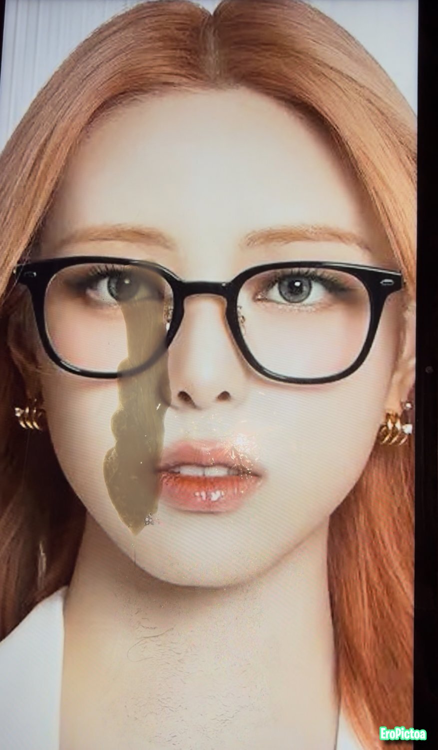 Itzy Yuna cumtribute photo featuring kpop - Part 3