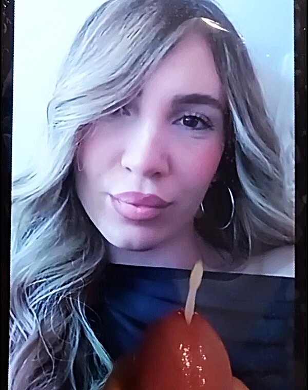 Thumbnail for 🇮🇹 Goddess dégradé blondie so well facial painted ♉💦♍🌹😏💪🏻😎 brother's cumtribute request