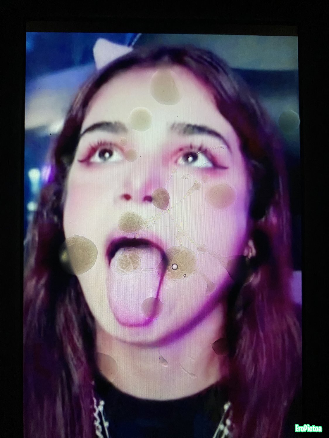 Alana Flores cumtribute photo featuring streamer