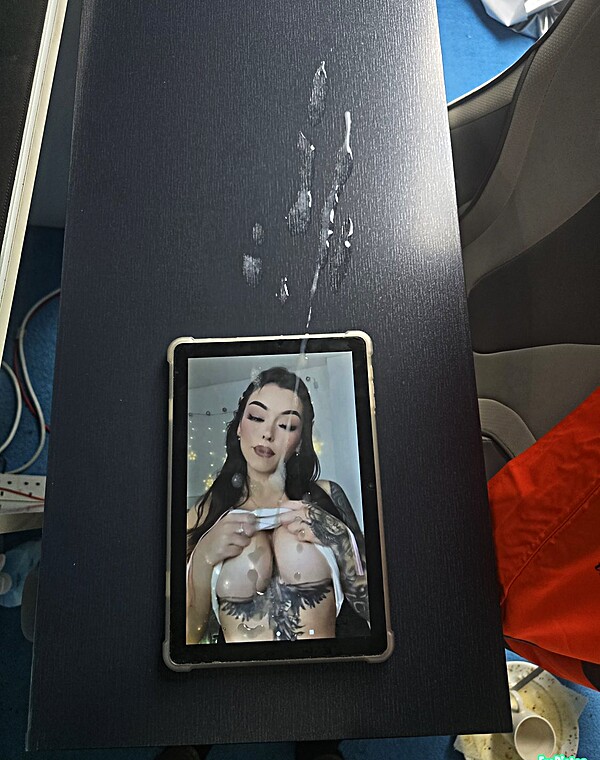 Thumbnail for Cumtrib On Dirty Spanish Slut Paula