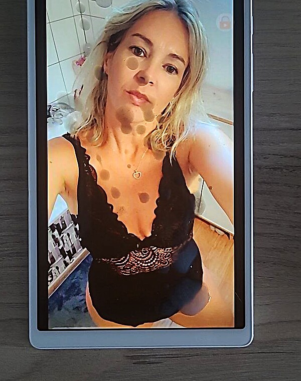 Thumbnail for Cumtribute | French milf in lingerie