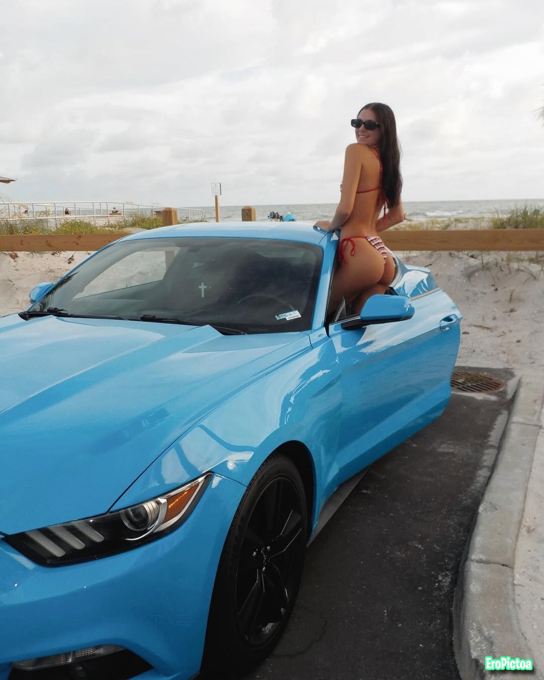 irl sluts photo - Part 62