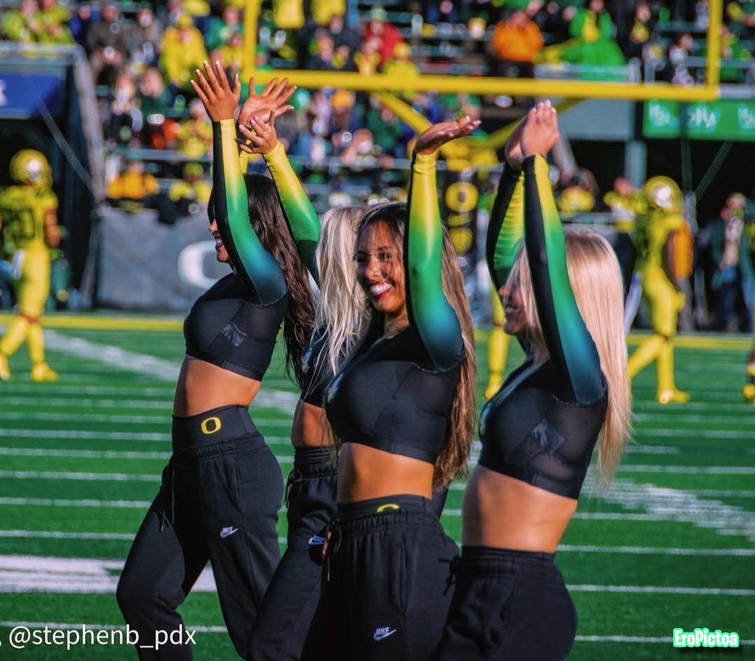 BBC obsessed IRL college cheerleader cunt - request photo featuring American