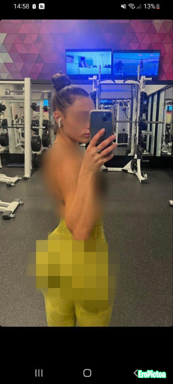 IRL JADEN 1 photo featuring Leggings