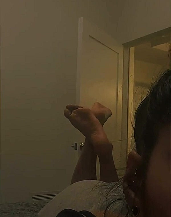Thumbnail for Irl asian friend feet(cum tribute request)