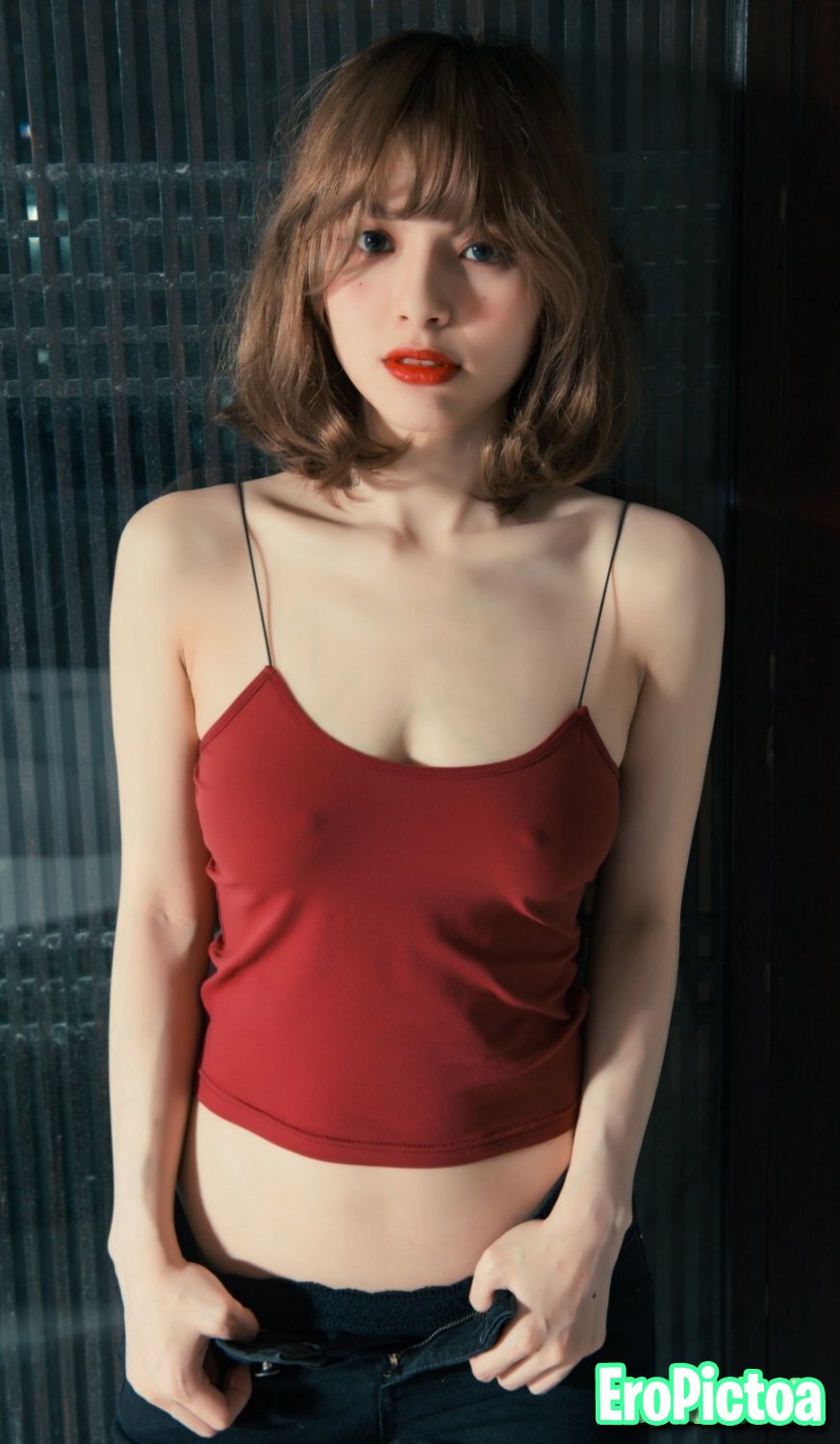 Braless Pokies photo featuring amateur - Part 29