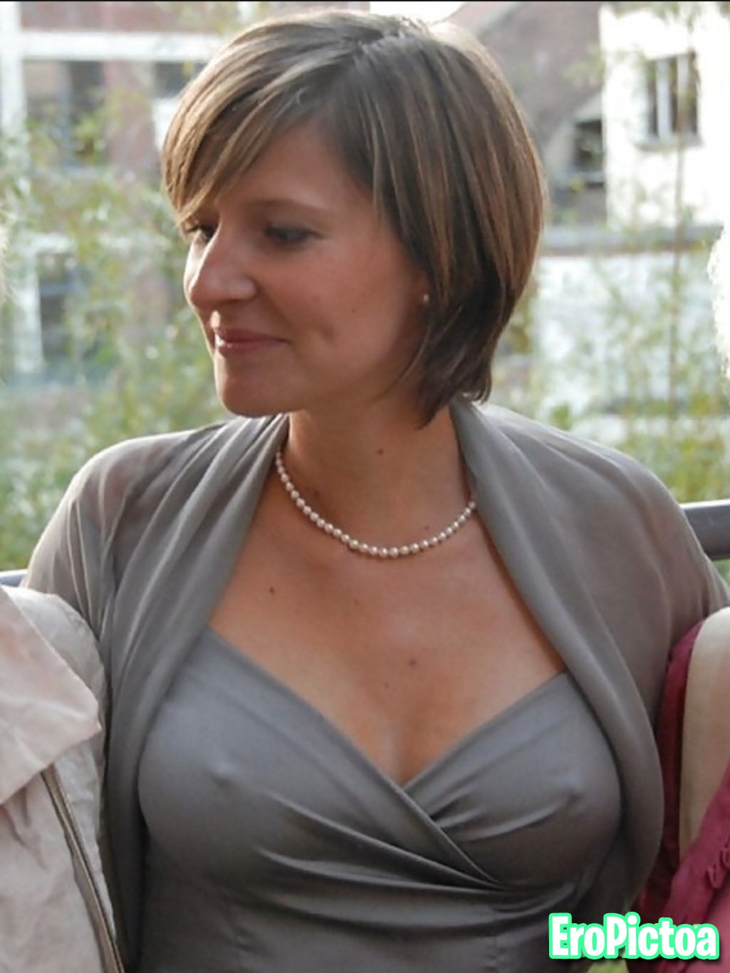 Braless Pokies photo featuring wife - Part 41