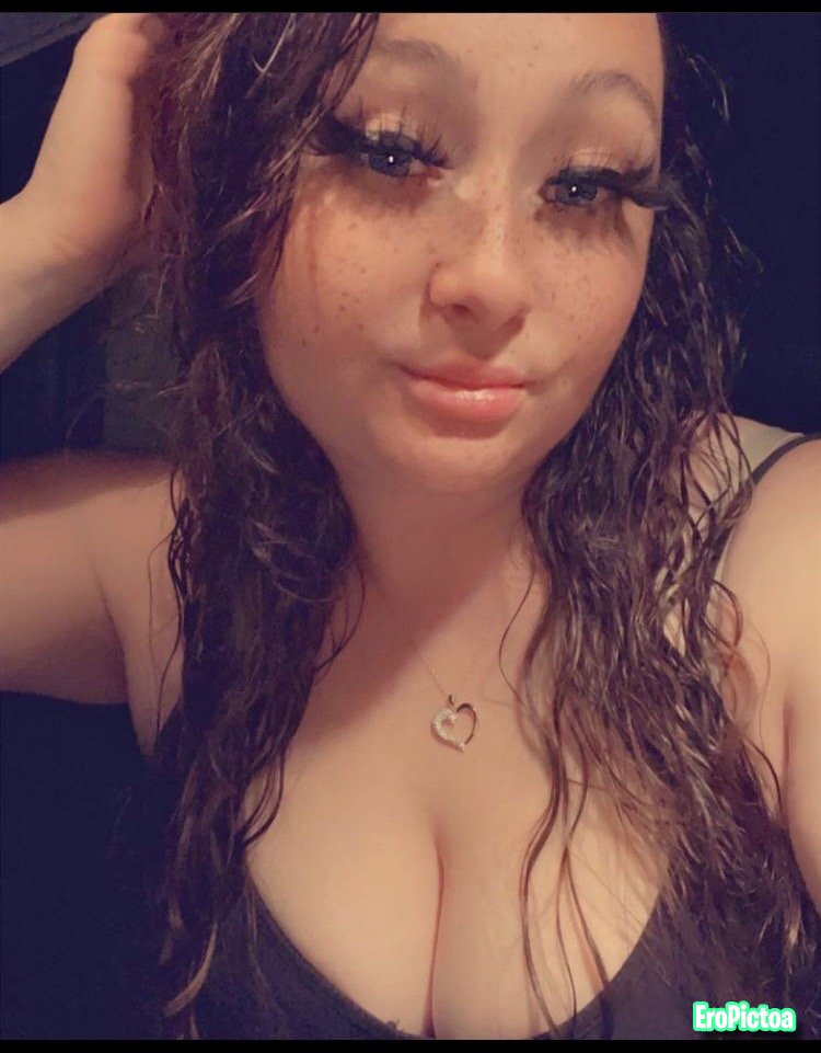 THICK N PRETTY IRL BBC slut: Part 2 photo featuring cuck