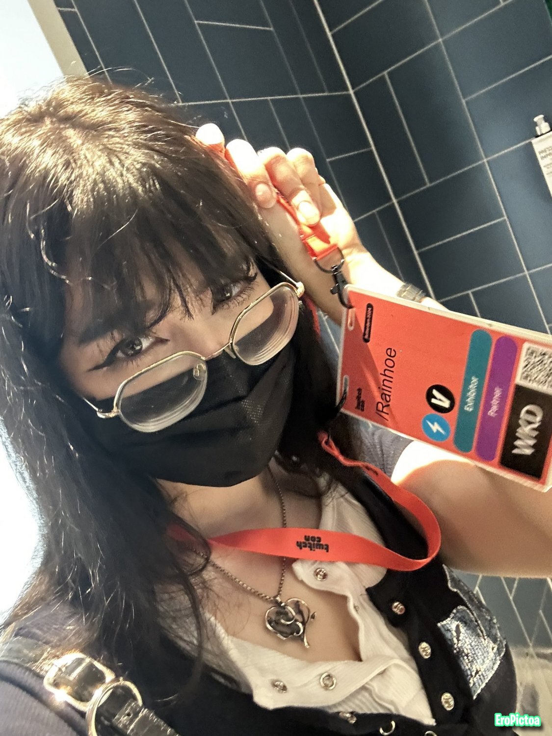 IRL Rainhoe photo featuring face reveal - Part 6
