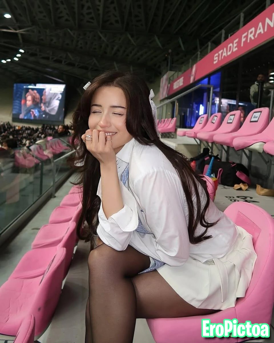 Poki mane Nylon Legs photo featuring nylon - Part 21
