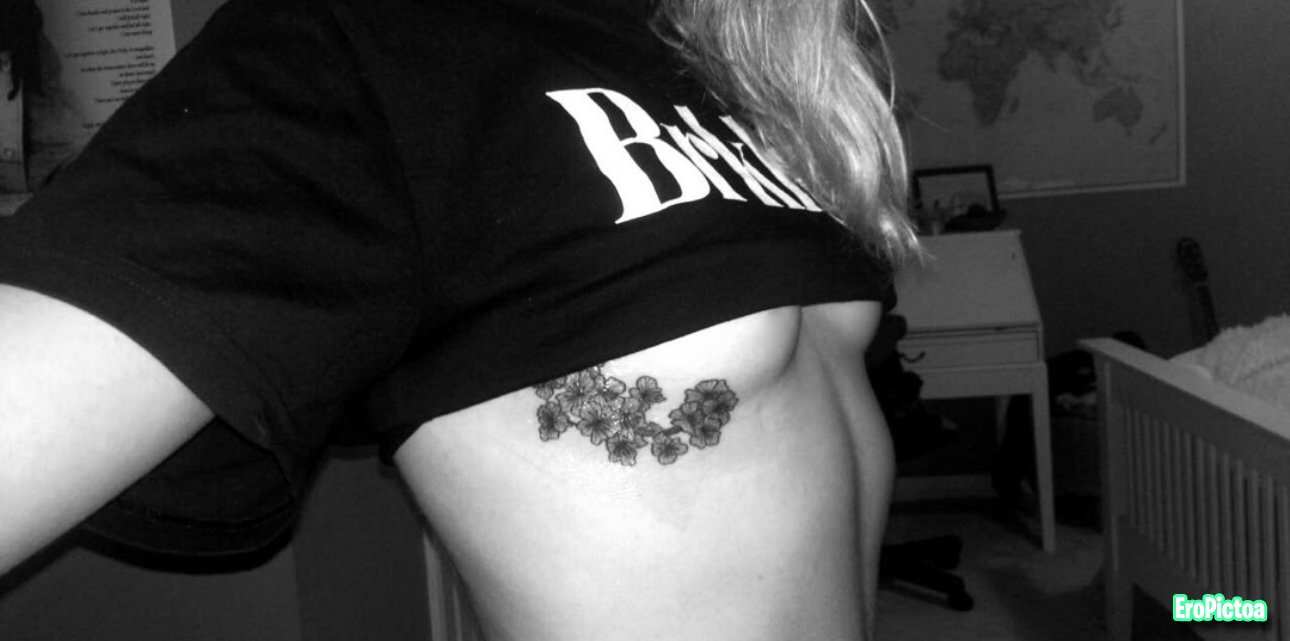 VSCO Sluts photo featuring tease