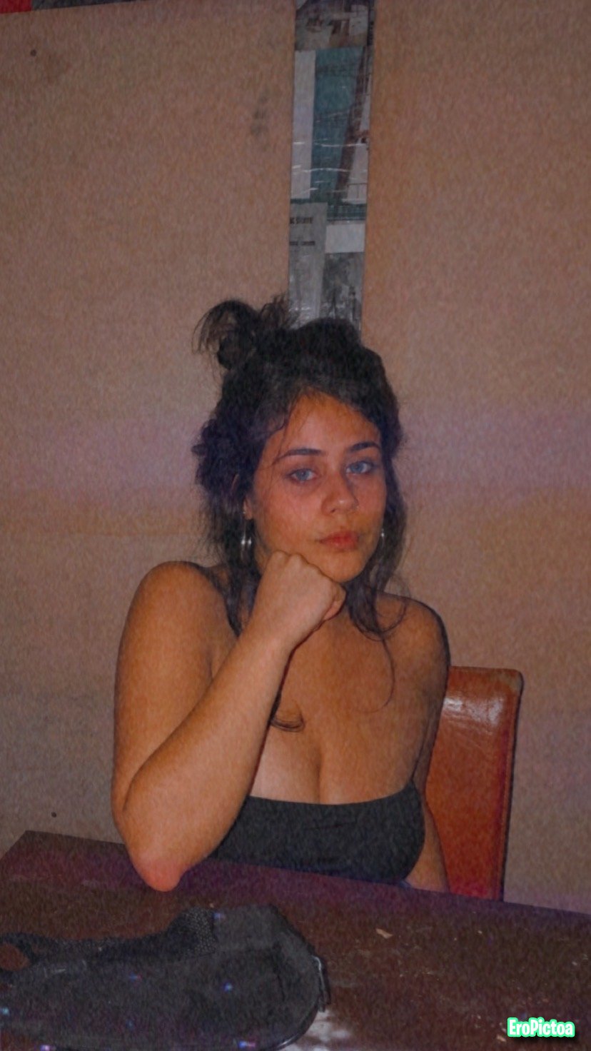 Yasmin peituda safadinha photo featuring vsco