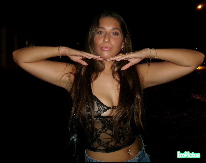 Sofia - UK photo featuring fat ass